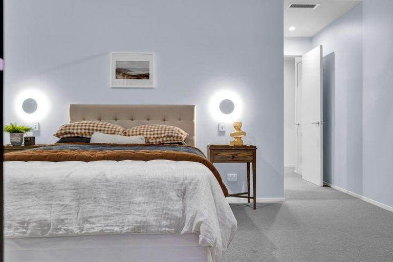 Photo of property in 54 Fernbrook Drive, Hurworth, New Plymouth, 4310