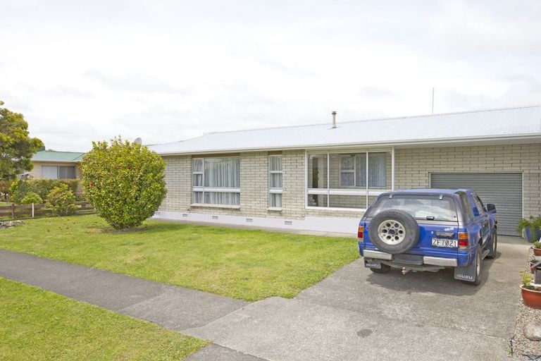Photo of property in 110 Hastings Street, Halcombe, Feilding, 4779
