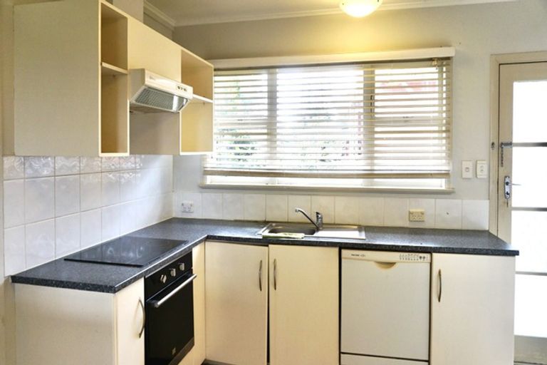 Photo of property in 2/1 Osprey Street, Pakuranga, Auckland, 2010