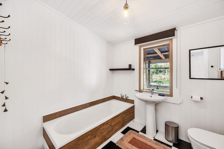 Photo of property in Wimbledon Road, Porangahau, 4292