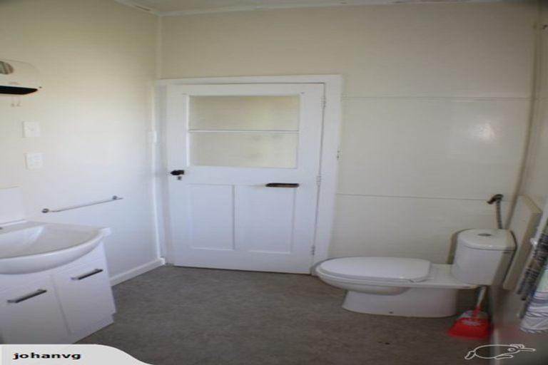 Photo of property in 11 Coopers Road, Dallington, Christchurch, 8061