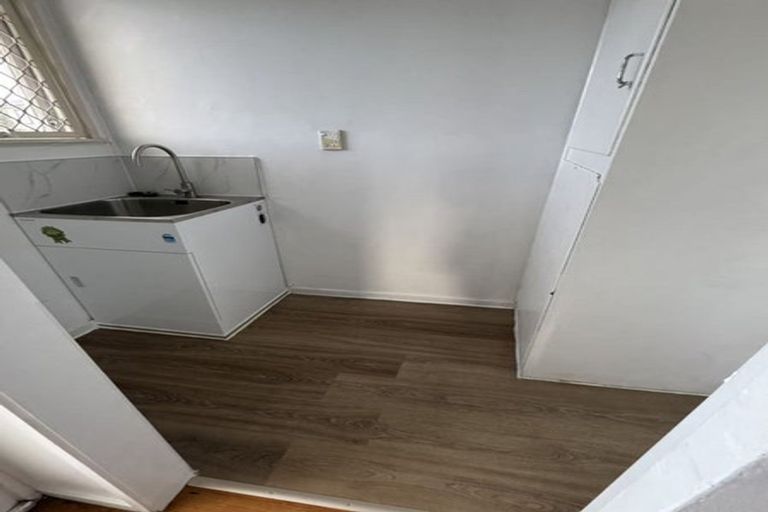 Photo of property in 3 Universal Drive, Henderson, Auckland, 0610