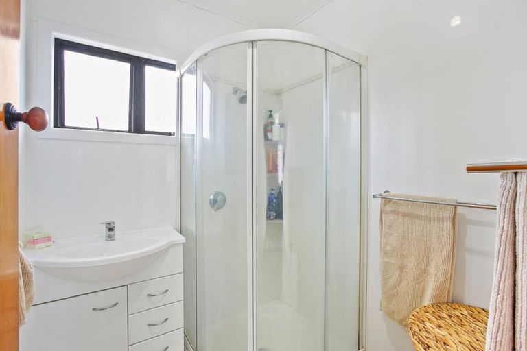 Photo of property in 10 Truby King Street, Merrilands, New Plymouth, 4312