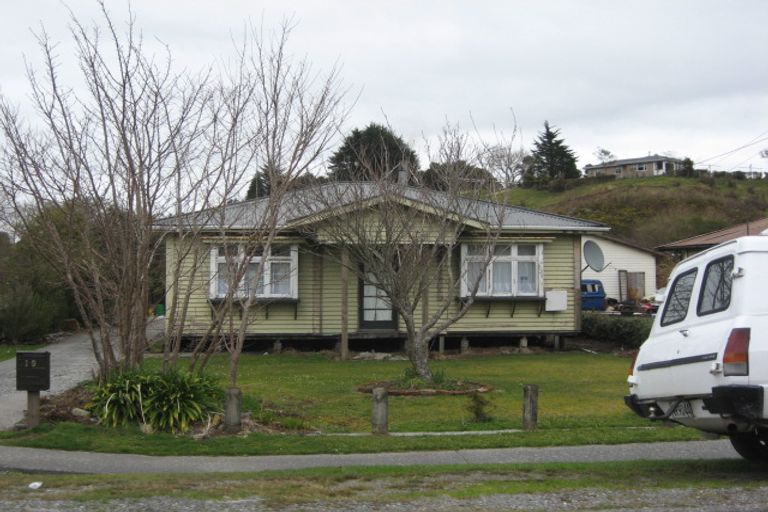 Photo of property in 19 Inverness Street, Dunollie, Runanga, 7803