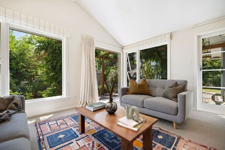 Photo of property in 23 Criterion Street, Arrowtown, 9302