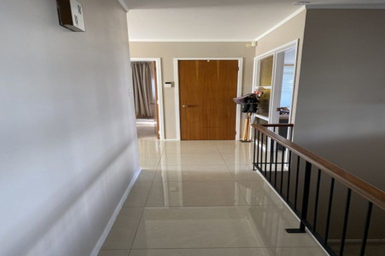 Photo of property in 20 Grenada Avenue, Forrest Hill, Auckland, 0620