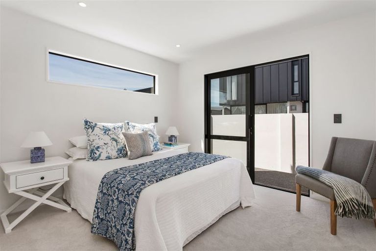 Photo of property in 12a Memorial Avenue, Ilam, Christchurch, 8053