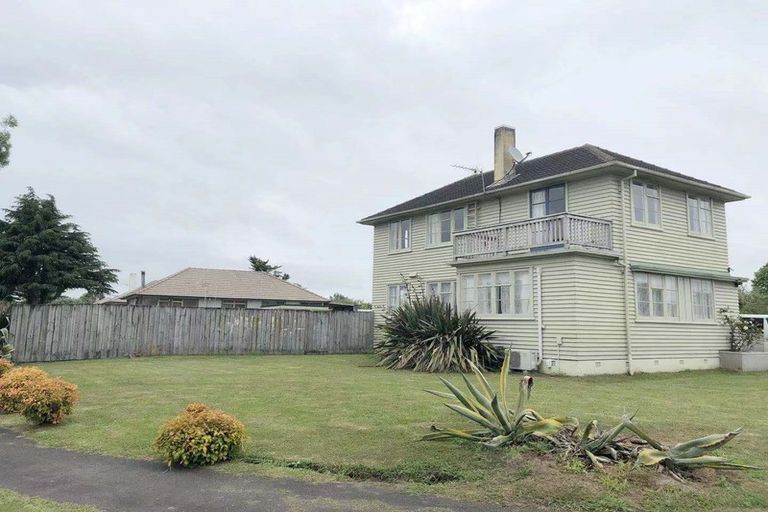 Photo of property in 32 Ross Crescent, Fairfield, Hamilton, 3214