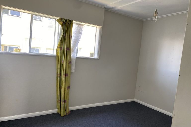 Photo of property in 1/11 Totara Street, Trentham, Upper Hutt, 5018