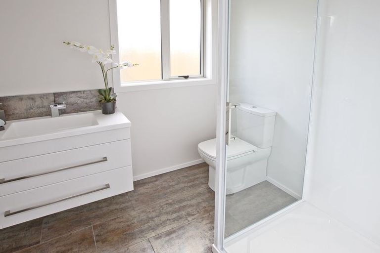 Photo of property in 67 Rodeo Drive, Kelvin Grove, Palmerston North, 4414