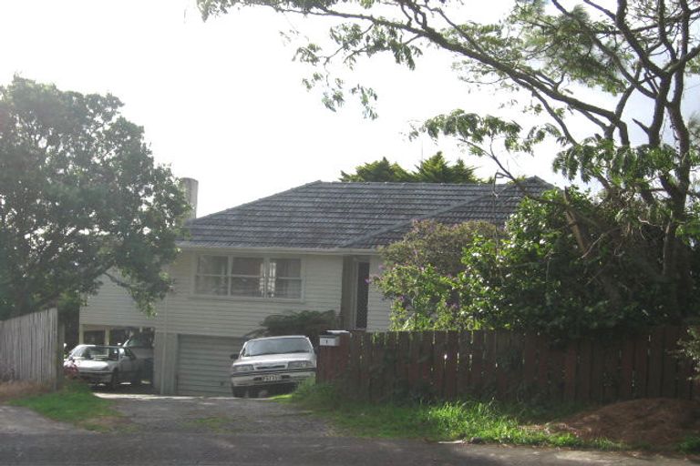 Photo of property in 7 Thomas Rea Place, Te Atatu South, Auckland, 0610