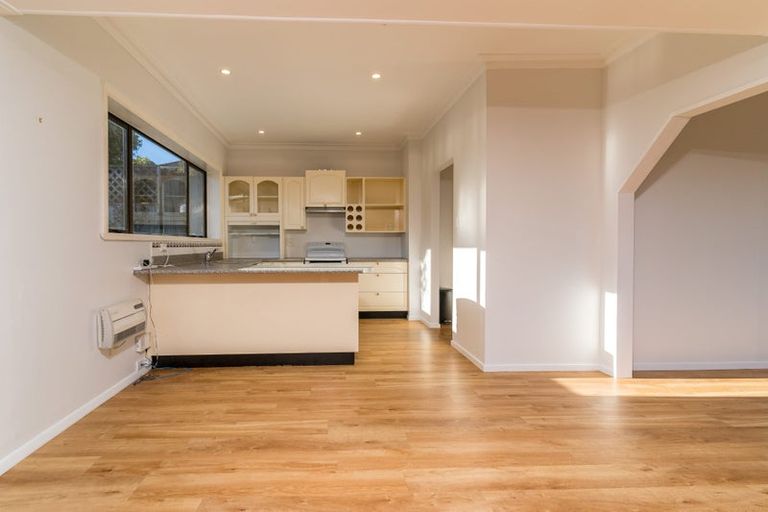 Photo of property in 39 Shandon Road, Vauxhall, Dunedin, 9013