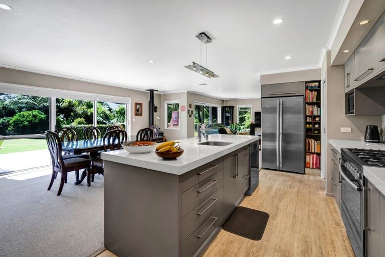 Photo of property in 1 Becklands Place, Inglewood, 4330