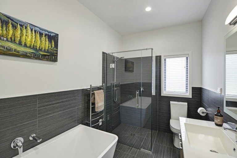 Photo of property in 40b Richmond Road, Carterton, 5713