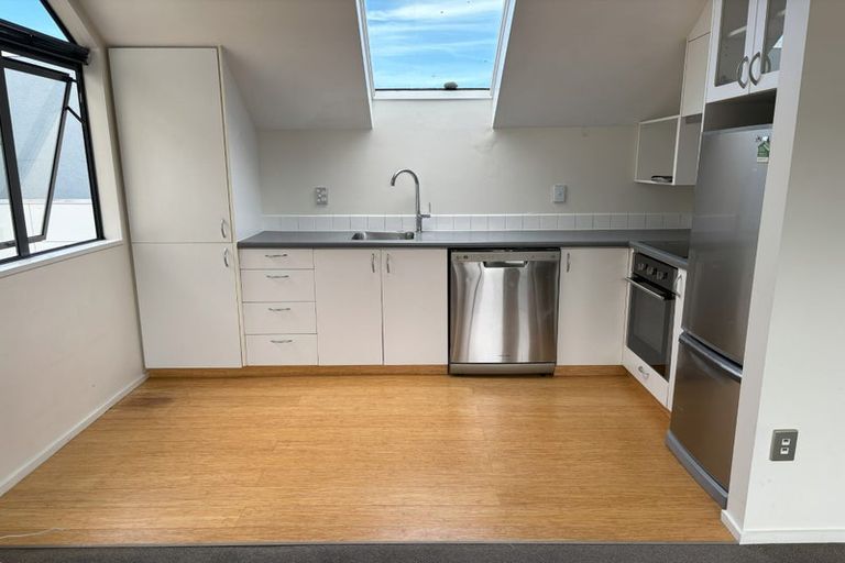 Photo of property in 2/33 Melrose Street, Christchurch Central, Christchurch, 8013