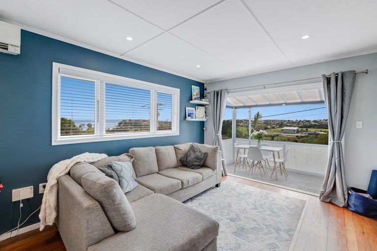 Photo of property in 6 Kauri Road, Stanmore Bay, Whangaparaoa, 0932