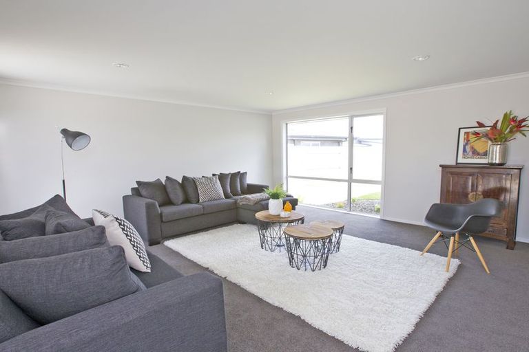 Photo of property in 67 Rodeo Drive, Kelvin Grove, Palmerston North, 4414