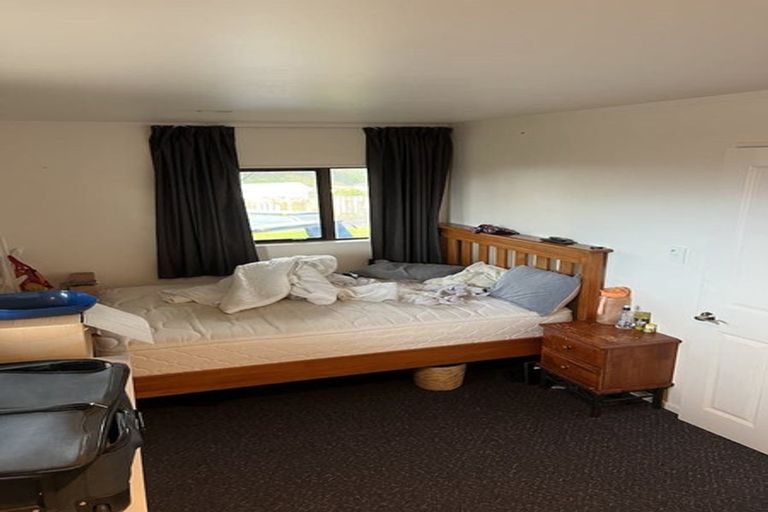 Photo of property in 79 Frobisher Street, Island Bay, Wellington, 6023