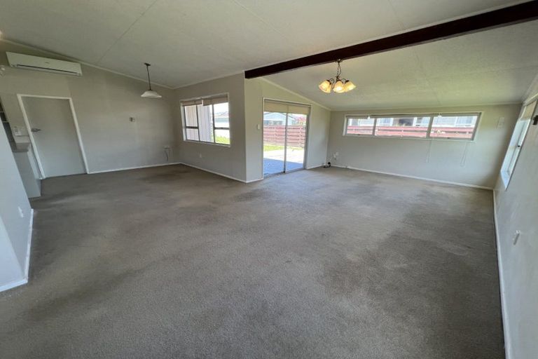 Photo of property in 92 Long Melford Road, Awapuni, Palmerston North, 4412