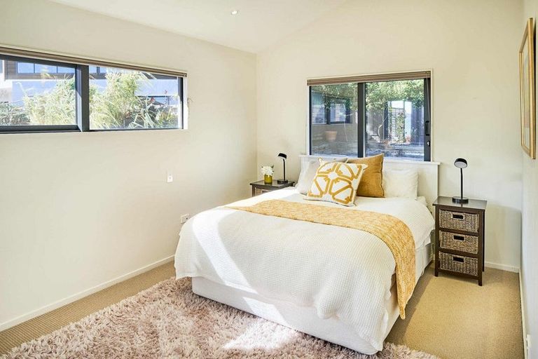 Photo of property in 43 Moana Road, Plimmerton, Porirua, 5026