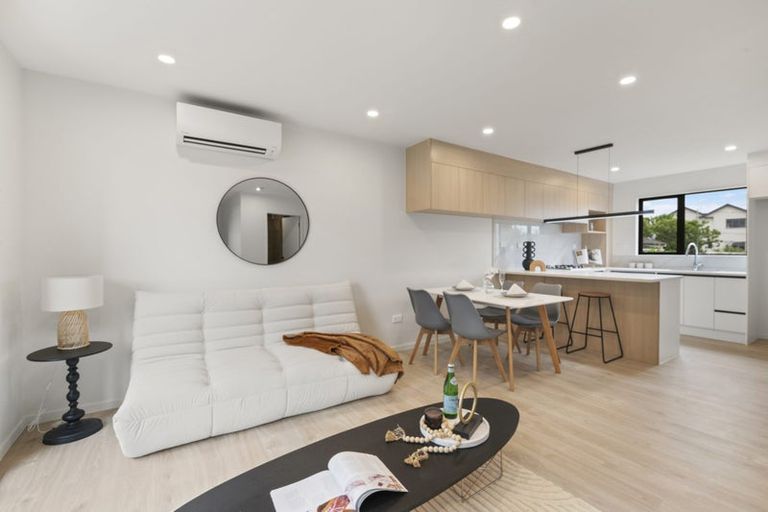 Photo of property in 4/205 Sunnynook Road, Wairau Valley, Auckland, 0627