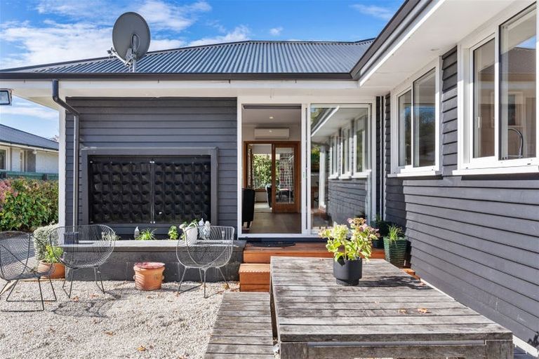 Photo of property in 22 Joyce Crescent, Ilam, Christchurch, 8041