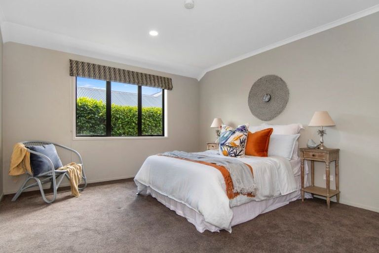 Photo of property in 14 Olive Close, Omokoroa, 3114