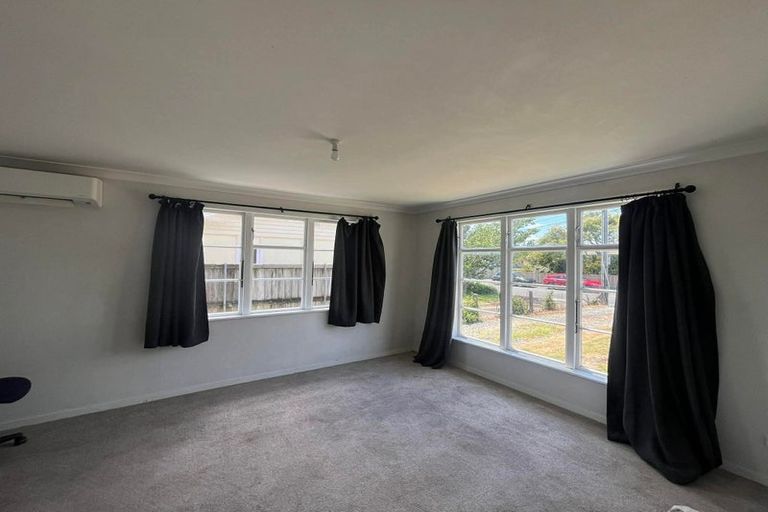 Photo of property in 14 Mccurdy Street, Elderslea, Upper Hutt, 5018