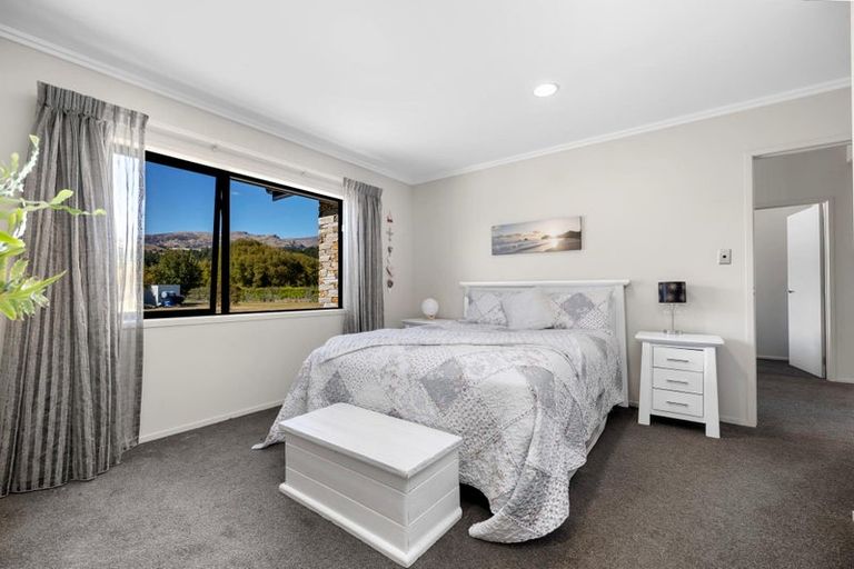 Photo of property in 20 Church Road, Luggate, Cromwell, 9383