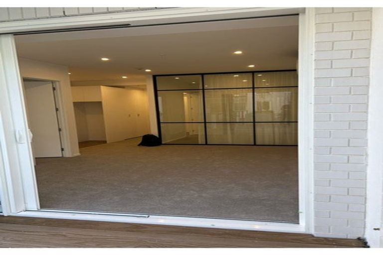 Photo of property in 1817a Great North Road, Avondale, Auckland, 1026