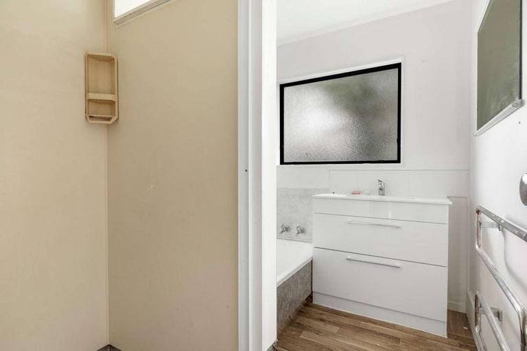 Photo of property in 68 Jonathon Street, Brookfield, Tauranga, 3110