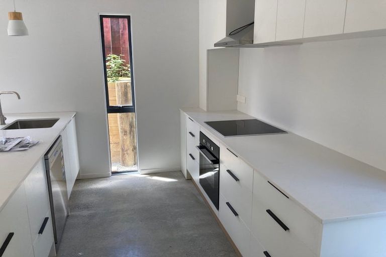 Photo of property in 47c Sherwood Avenue, Te Atatu South, Auckland, 0610