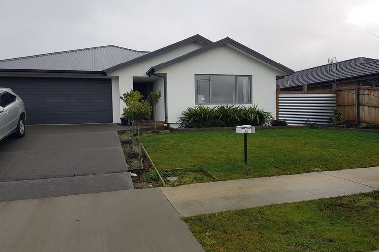 Photo of property in 18 Macphail Avenue, Rangiora, 7400