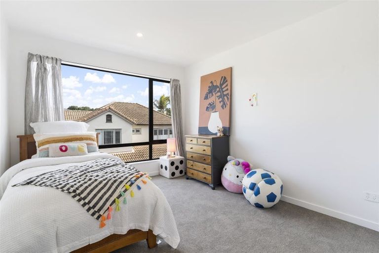 Photo of property in 5a Pierce Road, Milford, Auckland, 0620