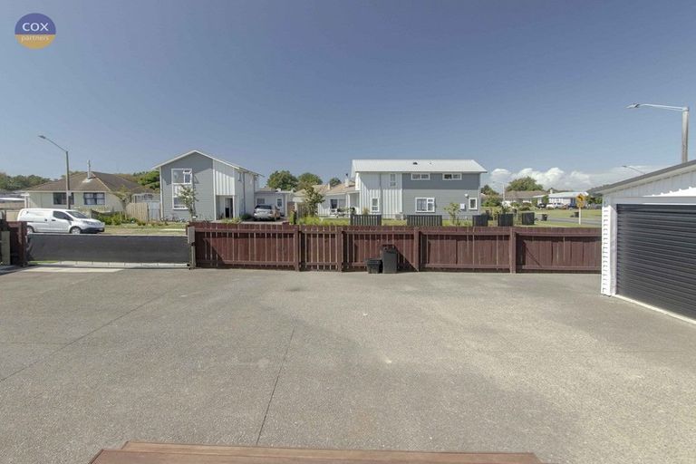 Photo of property in 52 Williams Street, Marewa, Napier, 4110