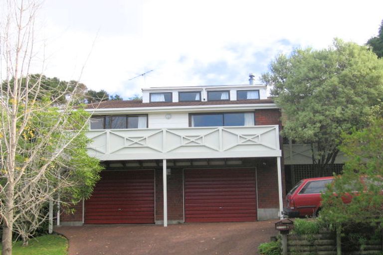 Photo of property in 21 Hartley Terrace, Massey, Auckland, 0614