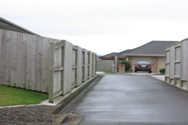 Photo of property in 139 Schnell Drive, Kelvin Grove, Palmerston North, 4414
