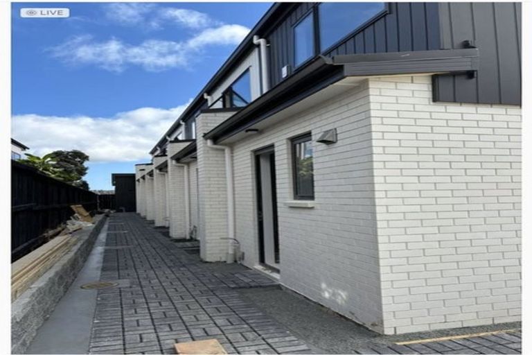 Photo of property in 4/88 Gloria Avenue, Te Atatu Peninsula, Auckland, 0610