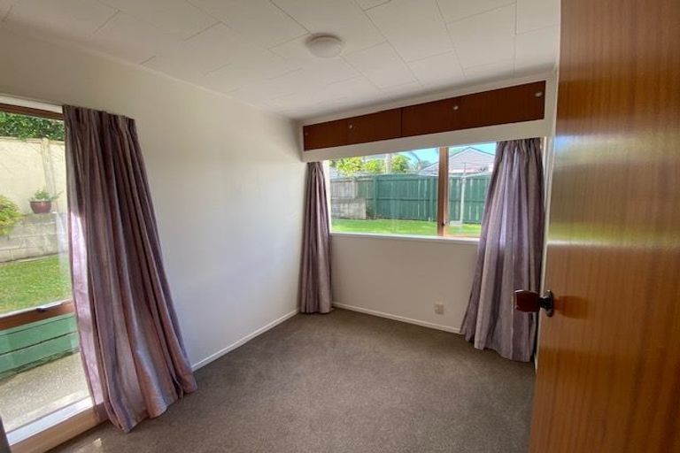 Photo of property in 2/13 Walter Street, Hauraki, Auckland, 0622