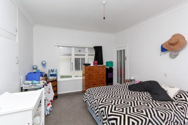 Photo of property in 219 Powderham Street, New Plymouth, 4310
