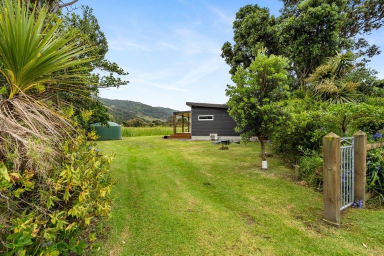 Photo of property in 6 Rhona Place, Mahia, 4198