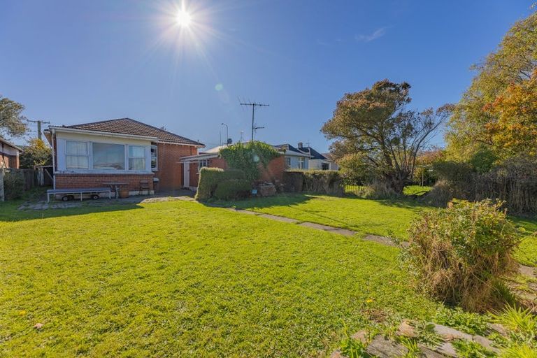 Photo of property in 201 Macandrew Road, South Dunedin, Dunedin, 9012