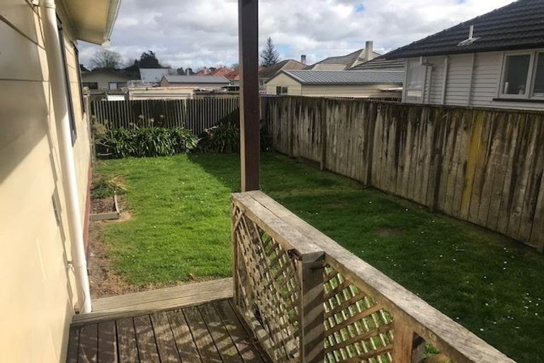 Photo of property in 18a Douglas Crescent, Fairfield, Hamilton, 3214