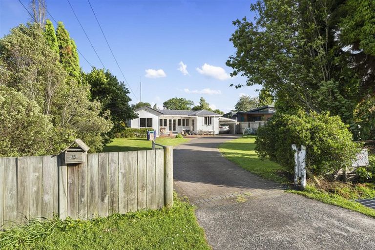 Photo of property in 12 Willow Avenue, Hannahs Bay, Rotorua, 3010