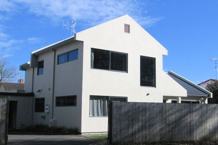 Photo of property in 3 Banbury Crescent, Fairfield, Hamilton, 3214