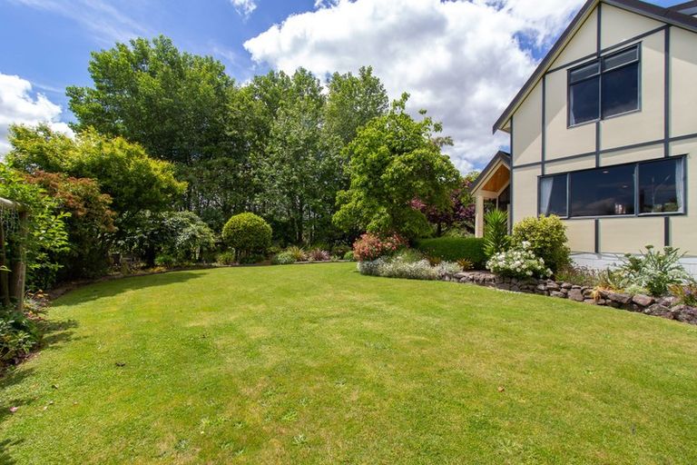 Photo of property in 12 Elmslie Place, Owhata, Rotorua, 3010