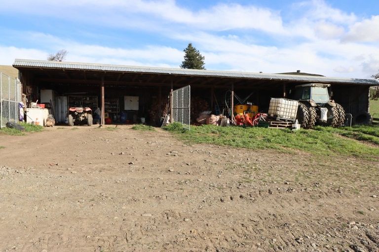 Photo of property in 250 Ritchies Road, Waihao Downs, Waimate, 7977