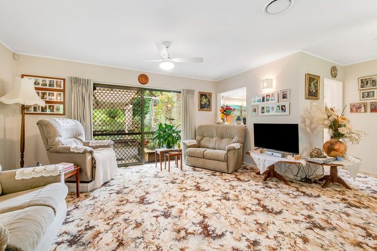 Photo of property in 1688 South Head Road, South Head, Helensville, 0874