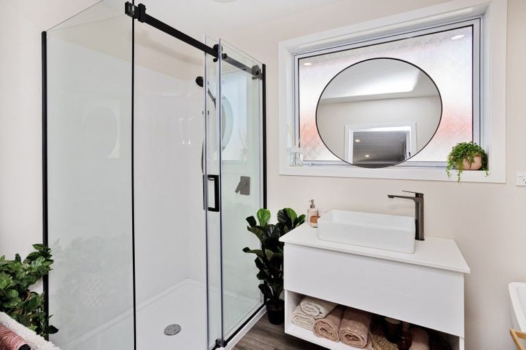 Photo of property in 5 Bullar Street, Grasmere, Invercargill, 9810