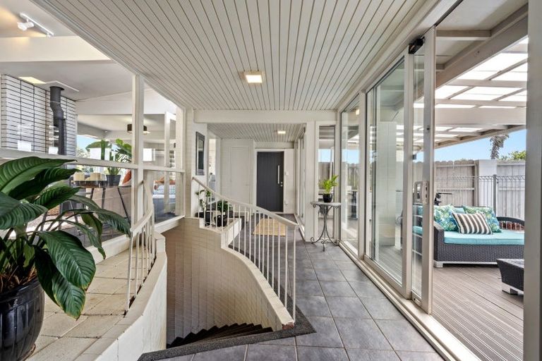 Photo of property in 31 Miramar Place, Pakuranga, Auckland, 2010